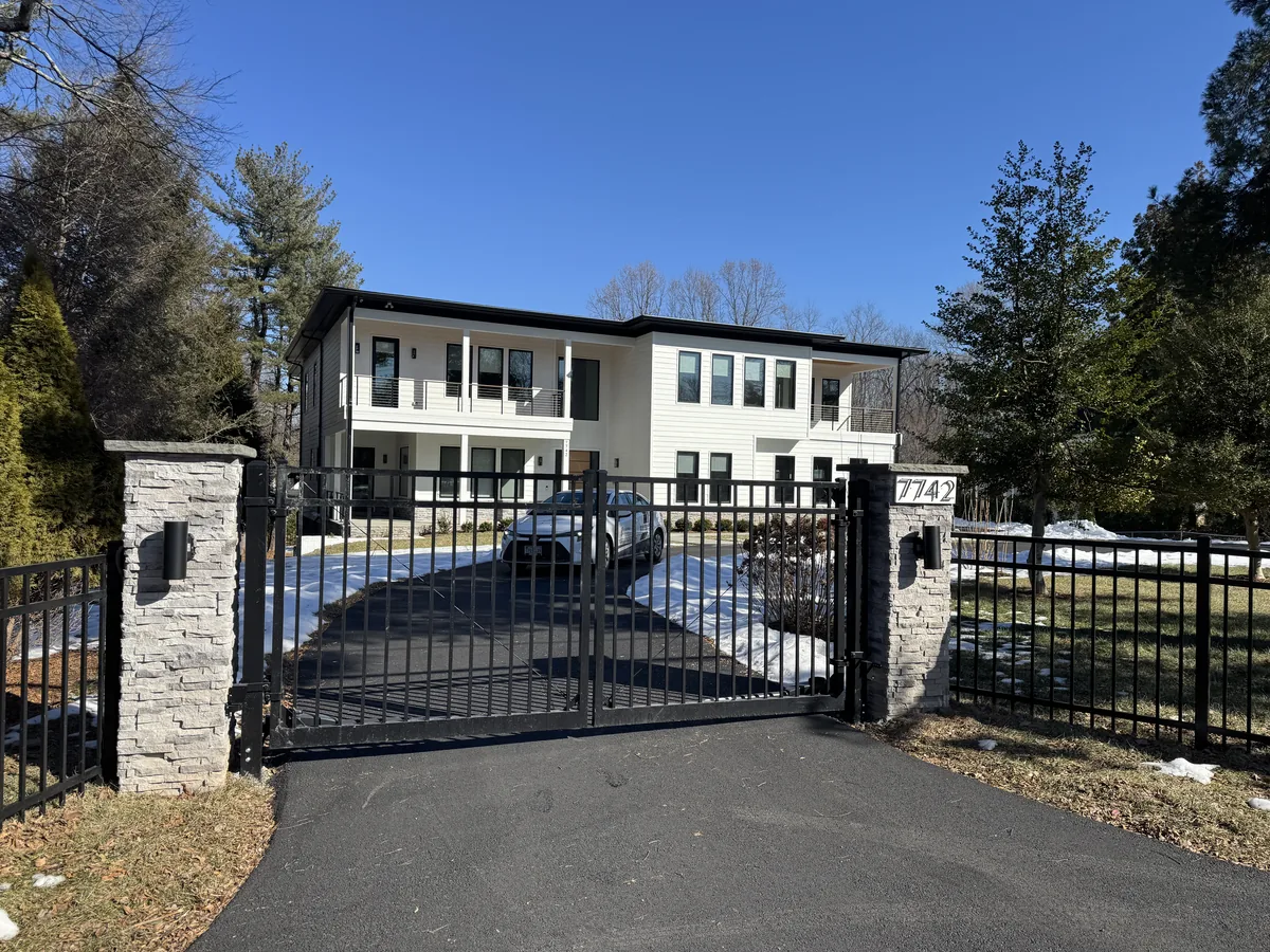 Five-foot straight-top aluminum driveway gate, under Our Fencing Projects